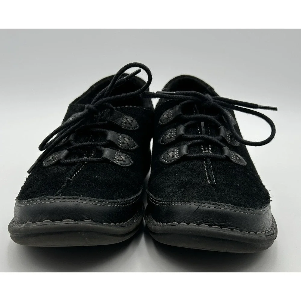 Clarks artisan shire